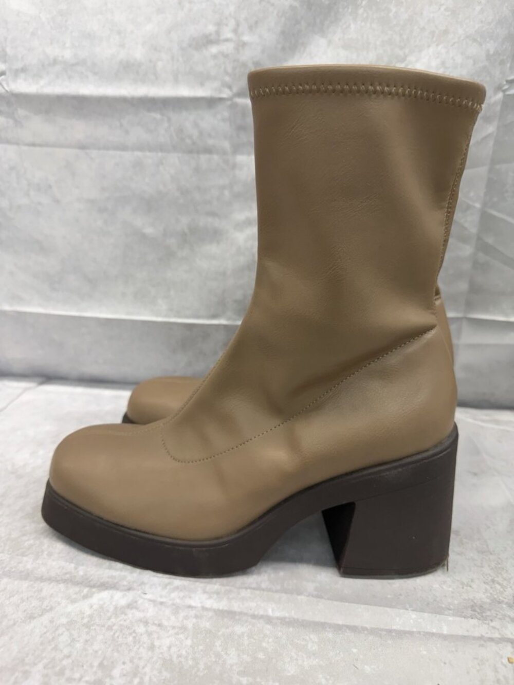 Call It Spring Women’s 10M Taupe Stretch Boots Chunky Block Heel Platform Y2K